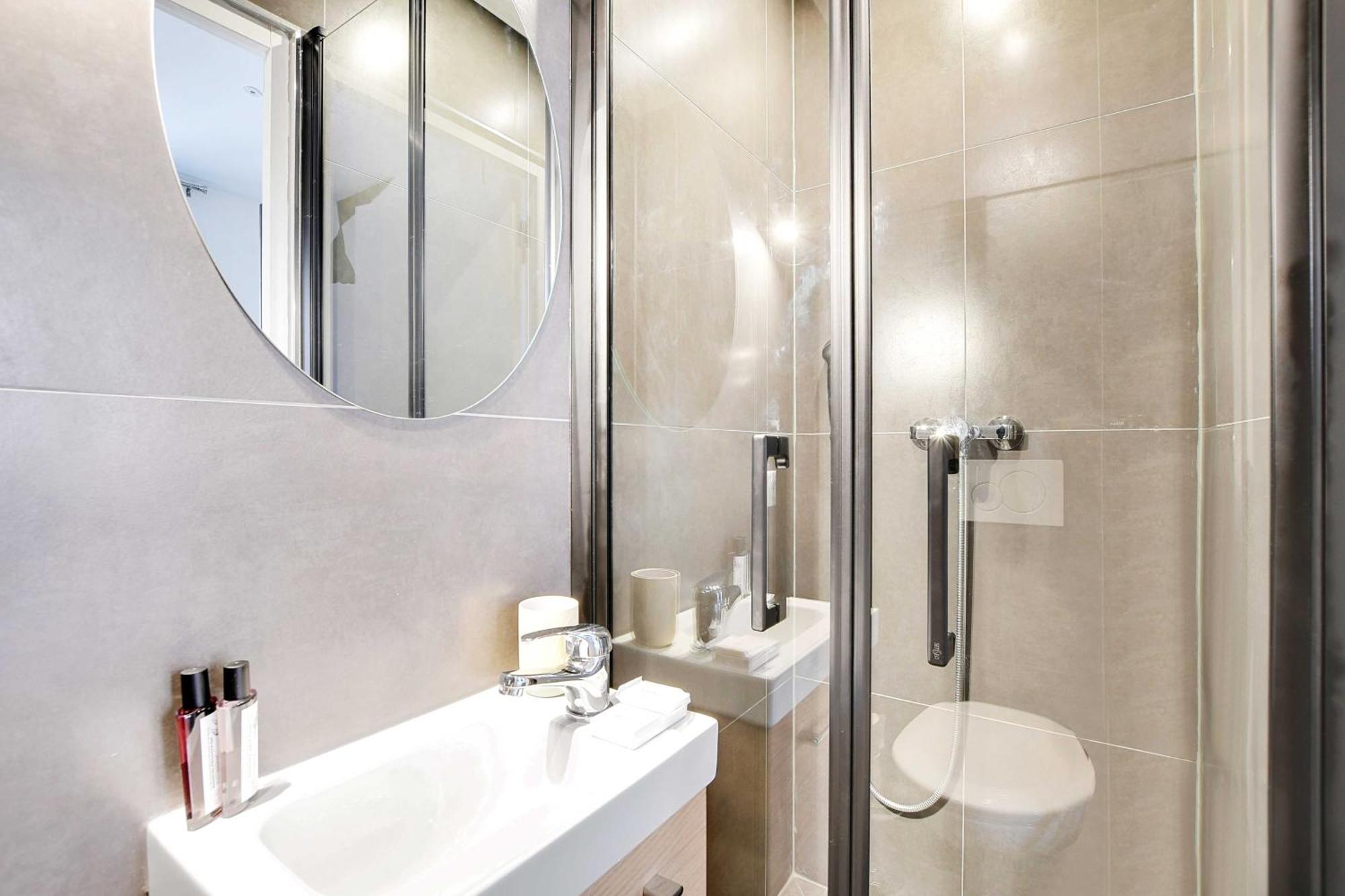 Charming With Ac - Near Montmartre Apartment
